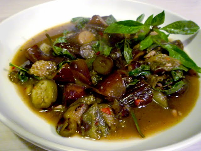 thai eggplant dish